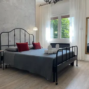 casa-silvano.hotelslidodijesolo.com/