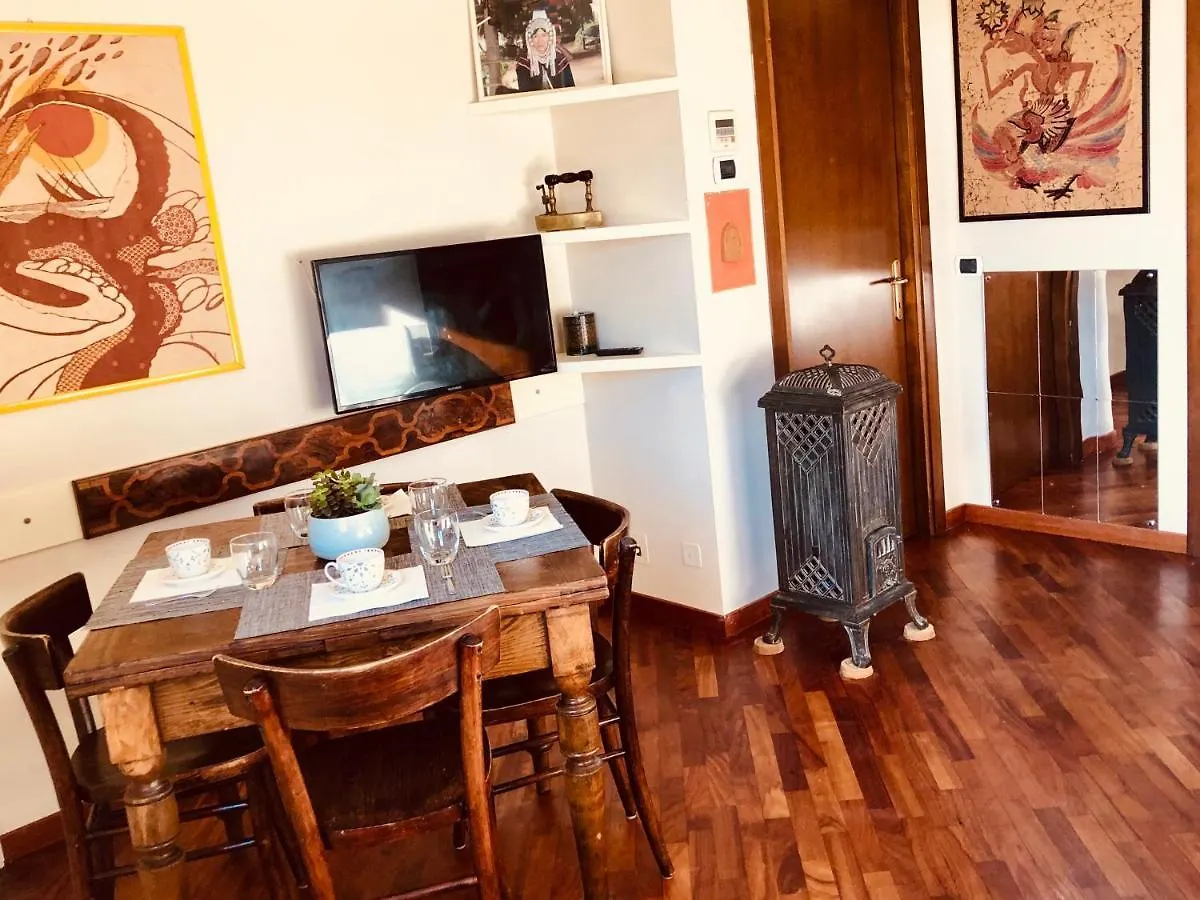 Dame 4 Apartment Bologna