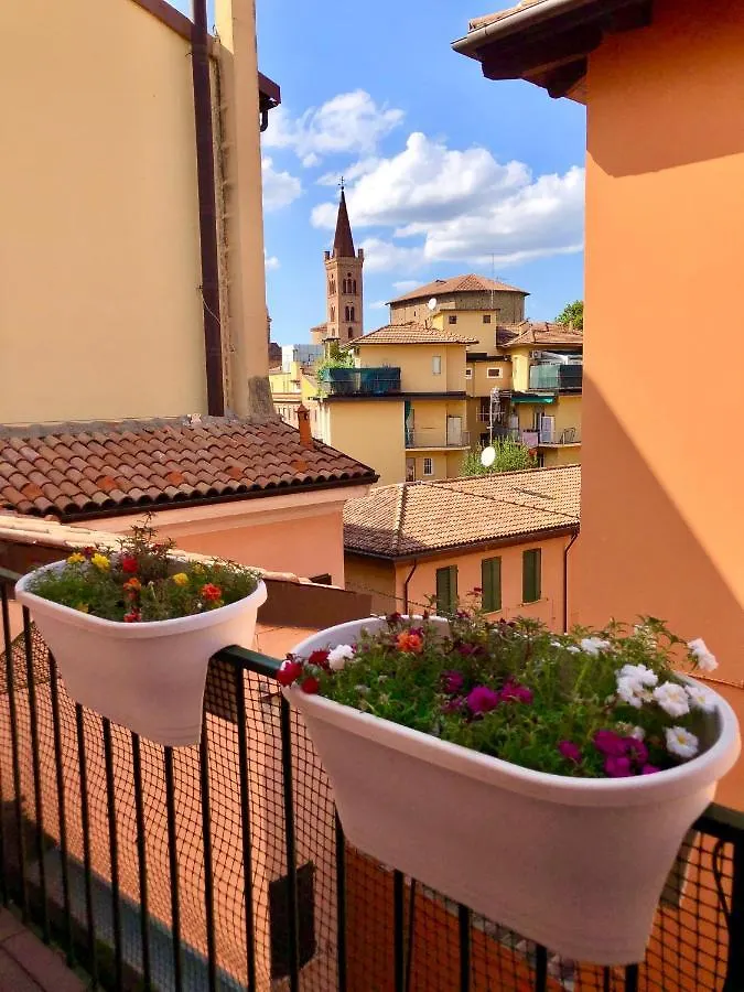 Dame 4 Apartment Bologna
